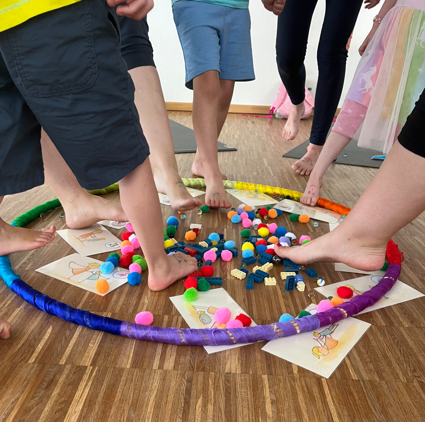 Eltern-Kind-Yoga Workshop "zeigt her eure Füße"