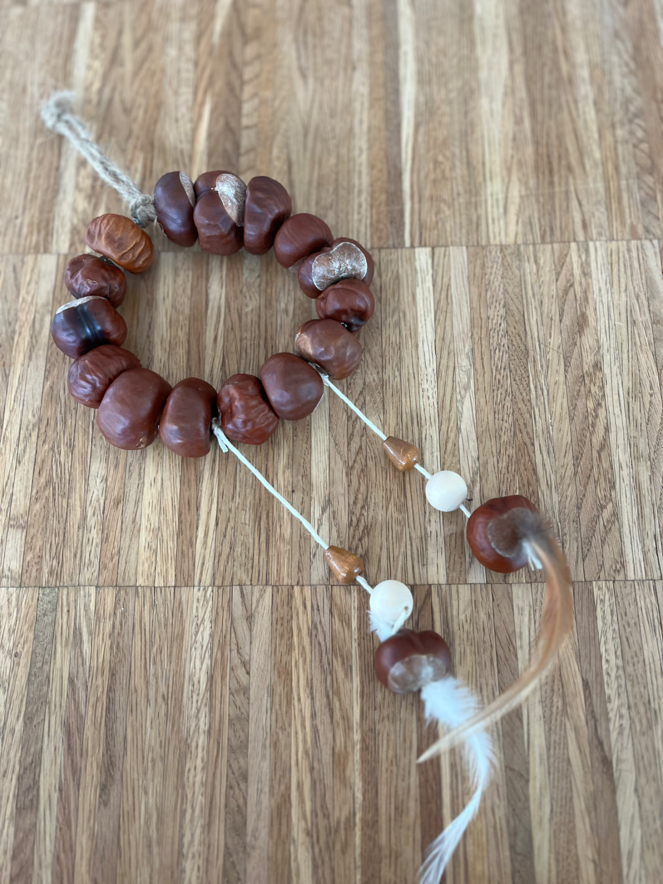 Kastanientraumfänger basteln im Eltern-Kind Yoga